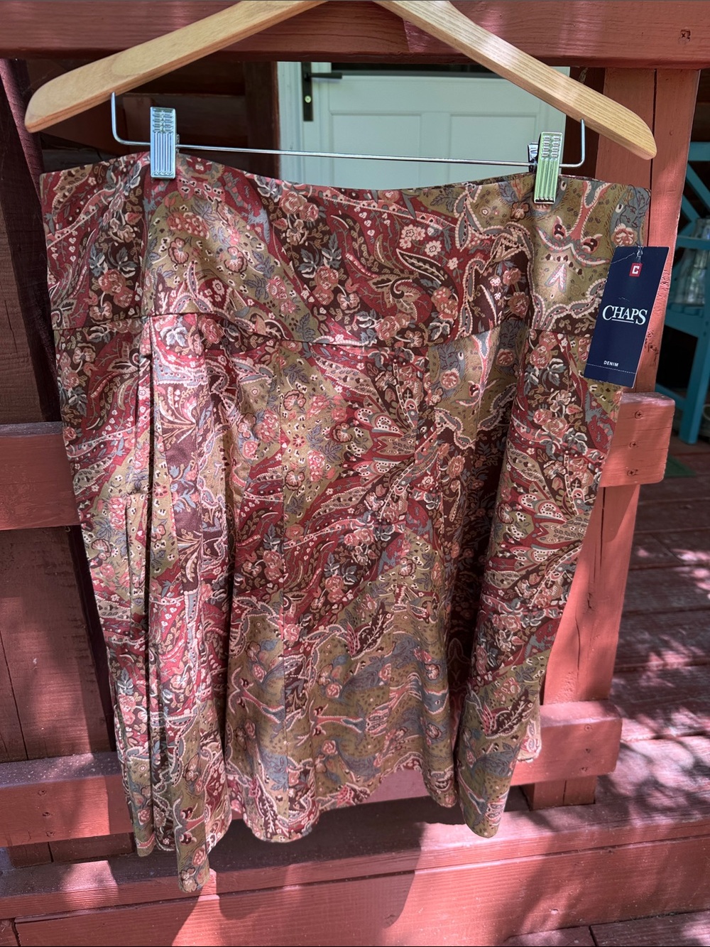 NWT Chaps, Floral, knee length skirt, size 16
